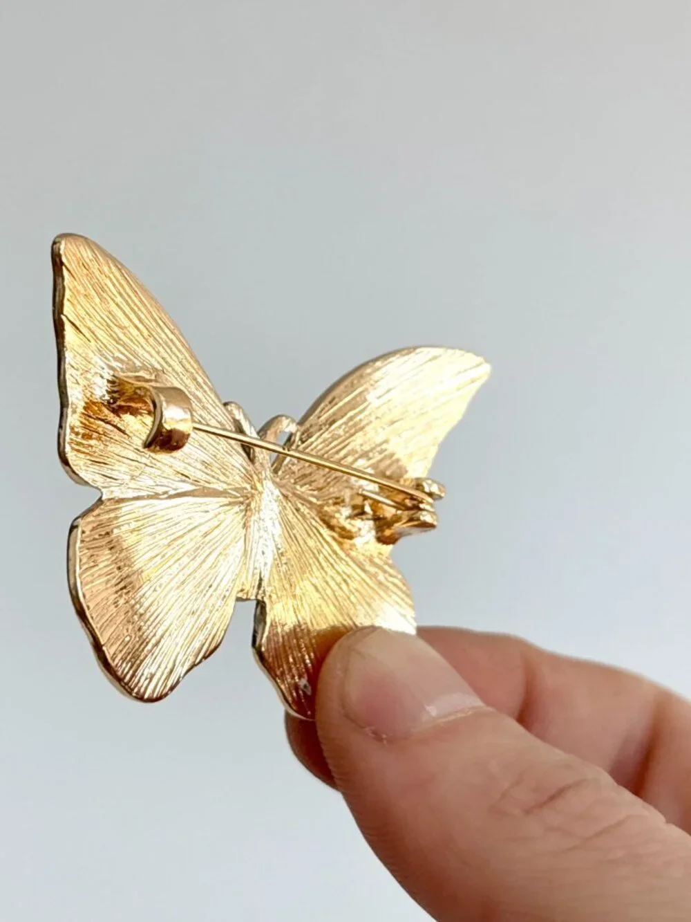 Butterfly Figural American Flag Enameled Gold Toned Patriotic Brooch Pin